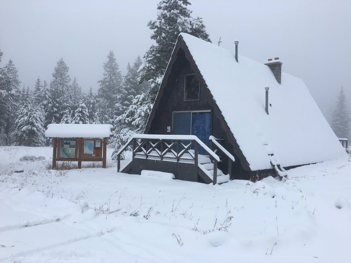 A Forest Service cabin on Skyline Drive in November 2017. Photo by Rob Hoelscher, U.S. Forest Service.